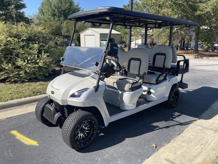 2021 Star EV Sirius 4+2 - Golf Carts Canada